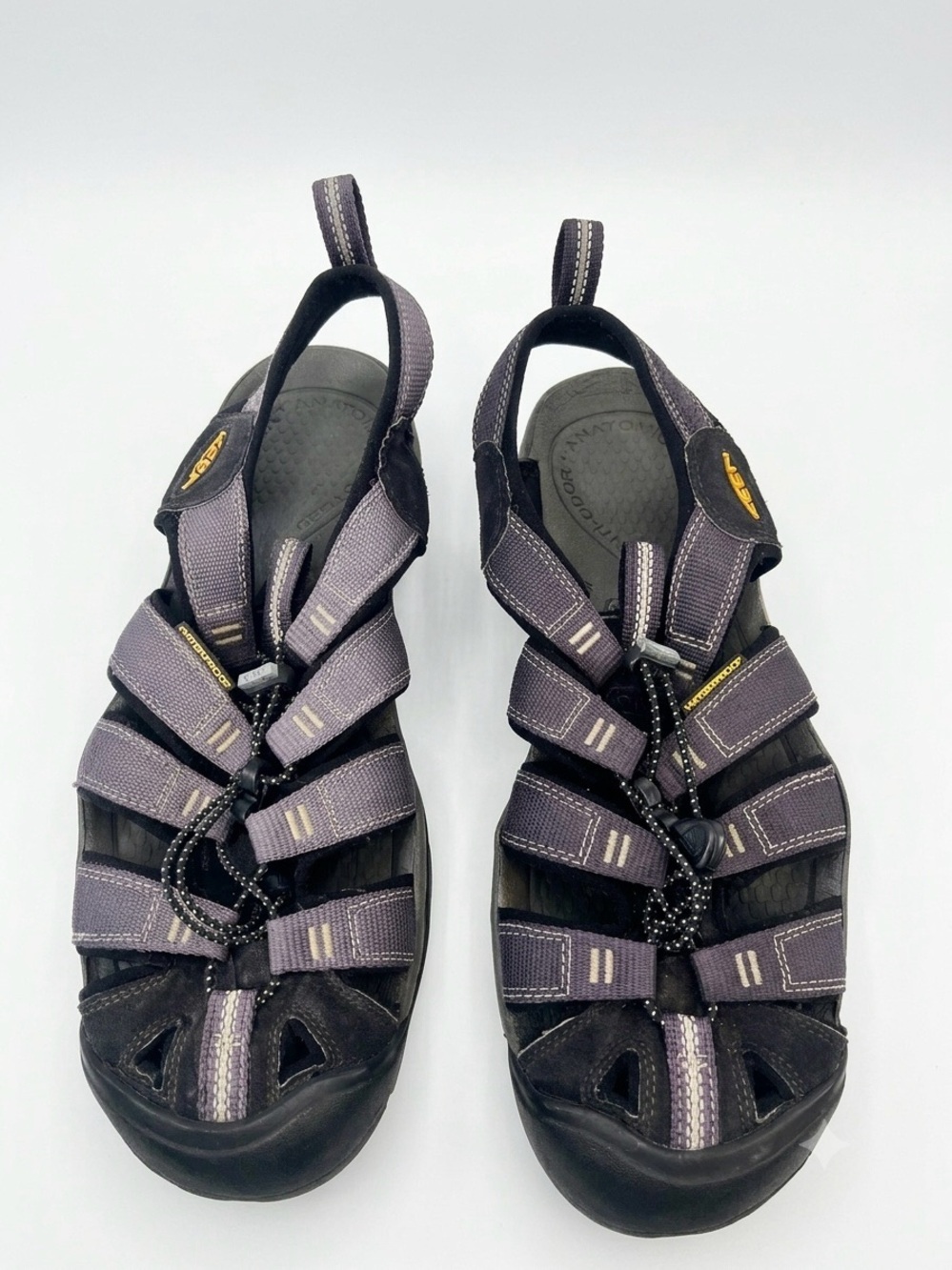 Keen Women's Clearwater CNX Waterproof Hiking Sport Sandals Sz 9.5 Purple Beach